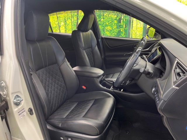 TOYOTA HARRIER 2WD 2019