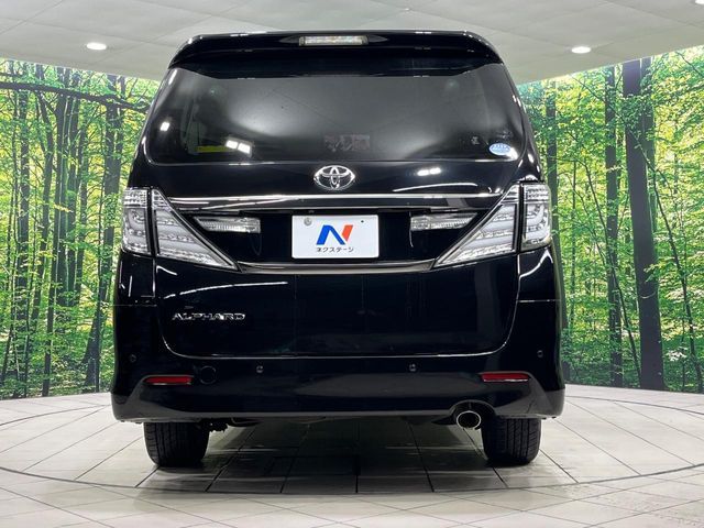 TOYOTA ALPHARD 2013