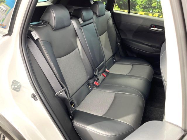 TOYOTA COROLLA CROSS HYBRID 2025