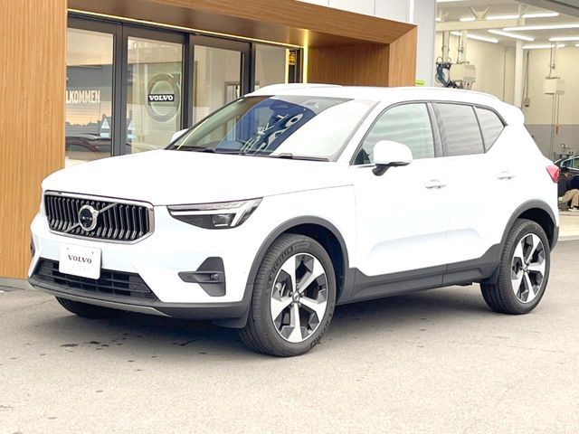 VOLVO VOLVO XC40 2024