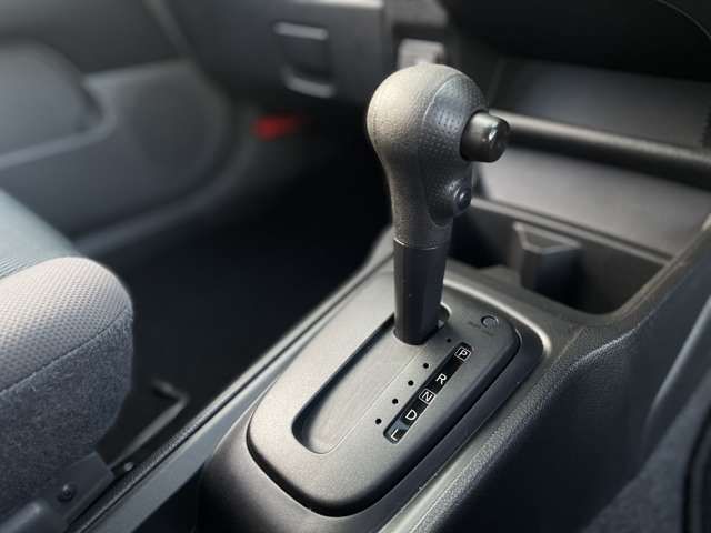 NISSAN NV150 AD 2WD 2018