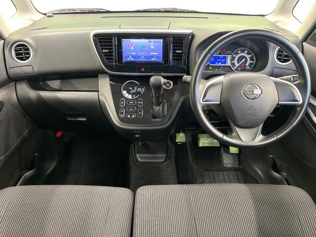 NISSAN DAYZ ROOX 2017