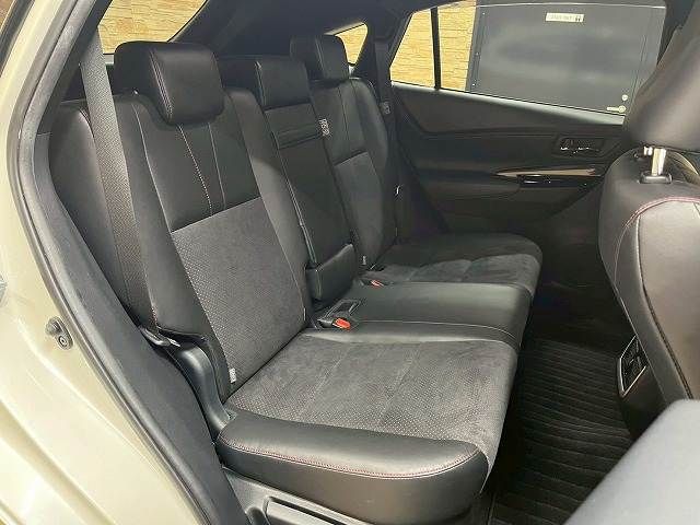 TOYOTA HARRIER 2WD 2017