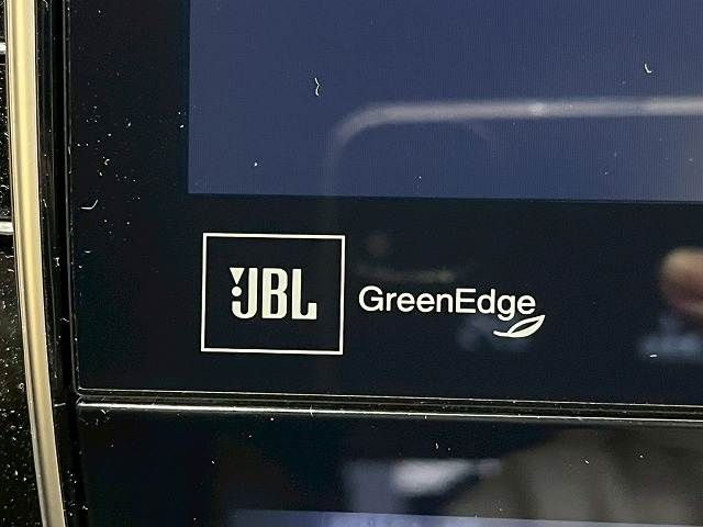 TOYOTA HARRIER 2WD 2017