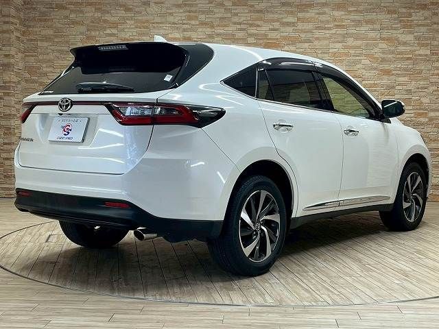 TOYOTA HARRIER 2WD 2017
