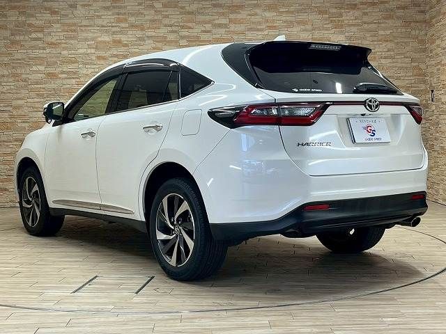TOYOTA HARRIER 2WD 2017