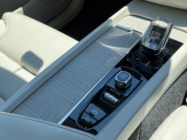 VOLVO VOLVO XC60 2020