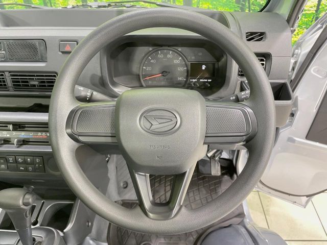 DAIHATSU HIJET truck 4WD 2024