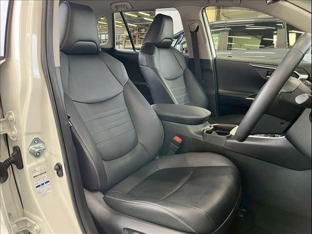 TOYOTA RAV4 4WD 2021