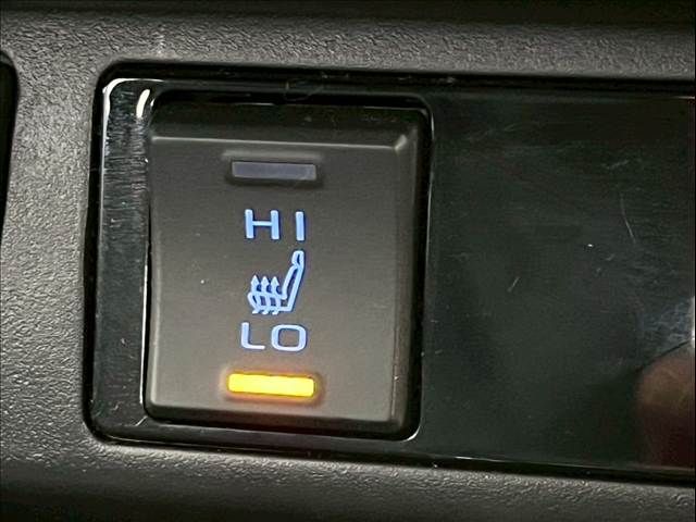 TOYOTA RAV4 4WD 2021