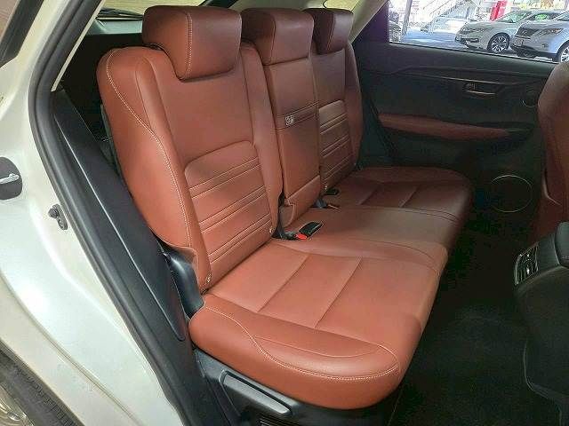 TOYOTA LEXUS NX300h 2016