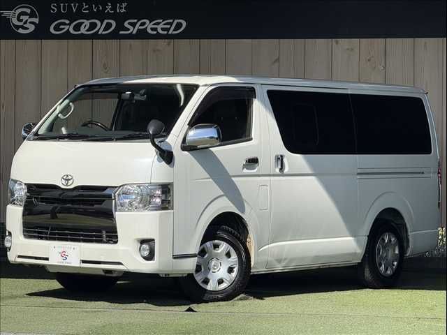 TOYOTA HIACE van 2WD 2017
