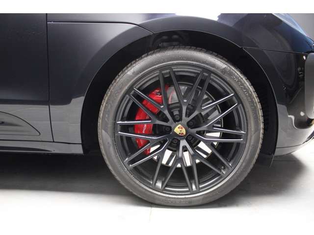 PORSCHE PORSCHE Macan 2023