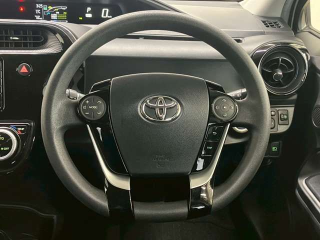 TOYOTA AQUA 2018