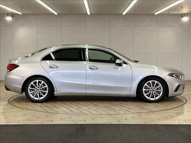 MERCEDES BENZ MERCEDES BENZ A class sedan 2019