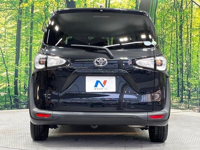 TOYOTA SIENTA 2017