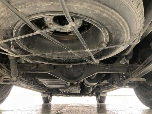 TOYOTA HIACE van 4WD 2017