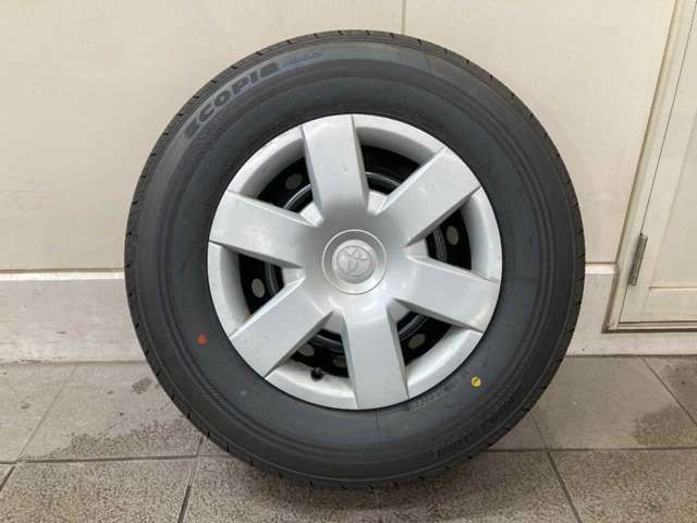 TOYOTA HIACE van 4WD 2017