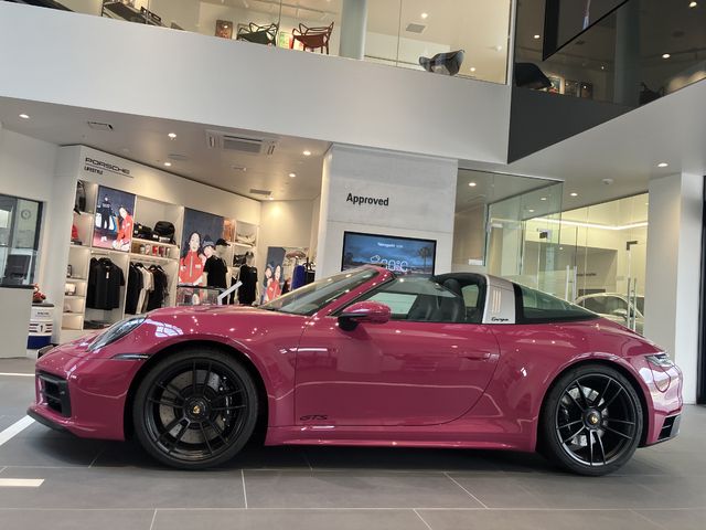 PORSCHE PORSCHE 911 2024