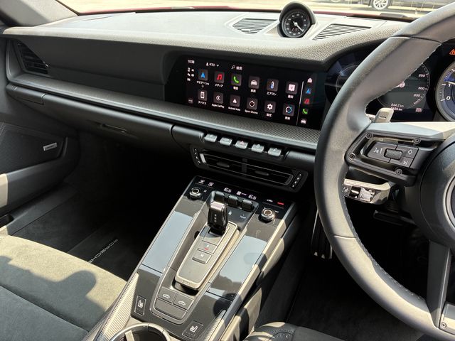 PORSCHE PORSCHE 911 2024