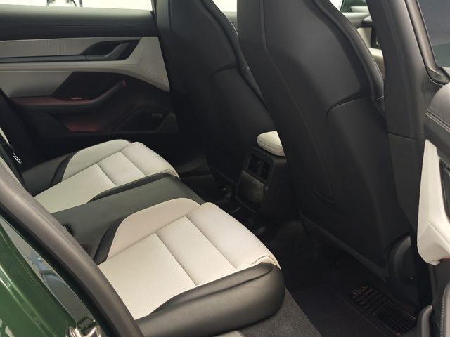 PORSCHE PORSCHE Taycan 2024