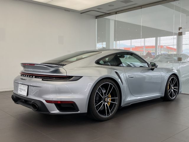 PORSCHE PORSCHE 911 2021