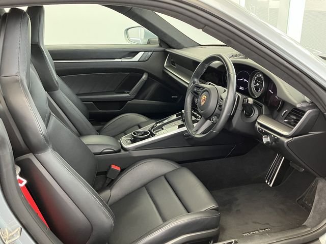 PORSCHE PORSCHE 911 2021