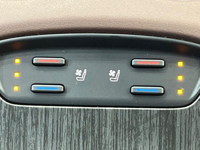 TOYOTA HARRIER 2WD 2023