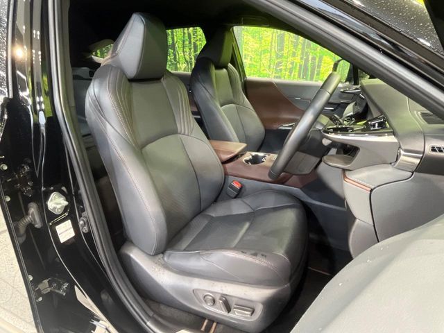 TOYOTA HARRIER 2WD 2023