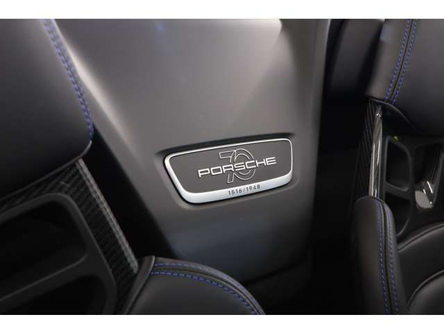 PORSCHE PORSCHE 911 SPEEDSTAR 2020