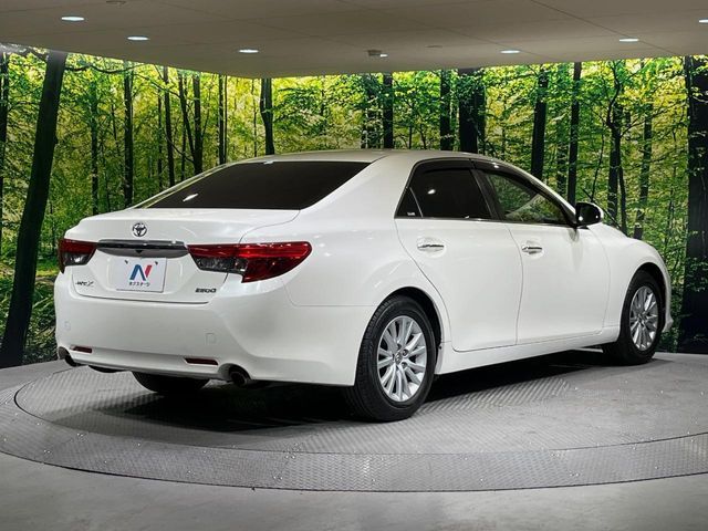 TOYOTA MARK X 2012