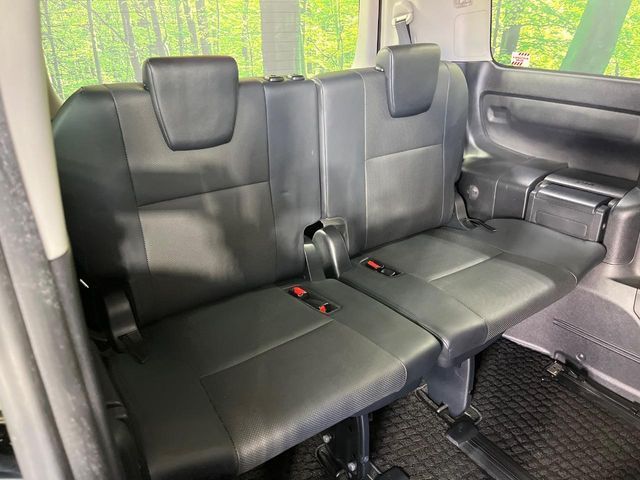 TOYOTA ESQUIRE HYBRID 2014