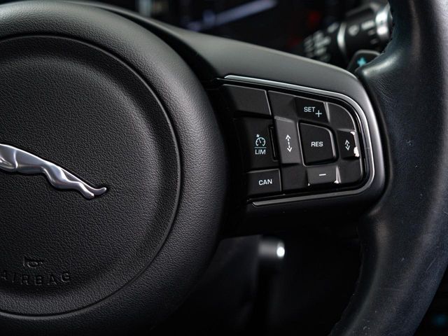 JAGUAR JAGUAR XEseries 2016