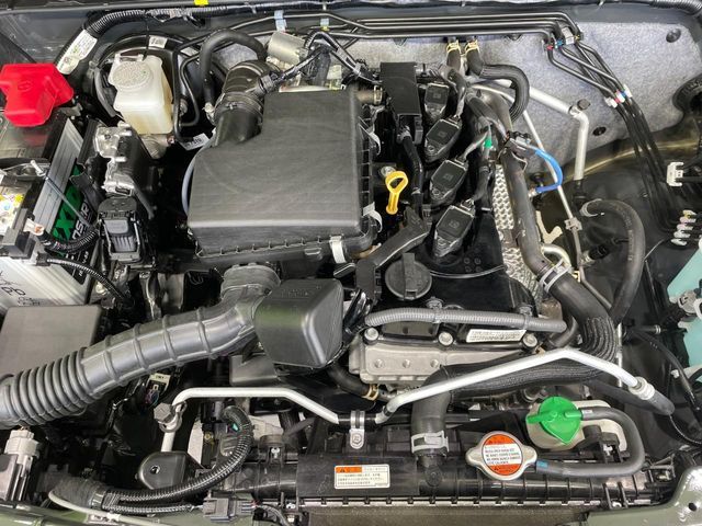 SUZUKI JIMNY NOMADE 2025