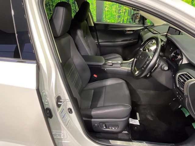 TOYOTA LEXUS NX300 AWD 2020