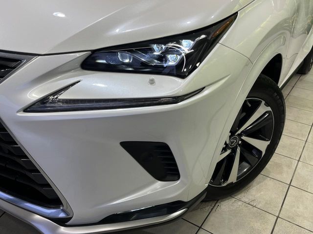 TOYOTA LEXUS NX300 AWD 2020