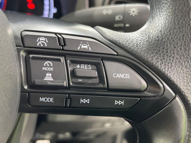 TOYOTA YARIS CROSS 2025