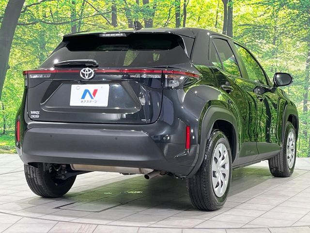 TOYOTA YARIS CROSS 2025