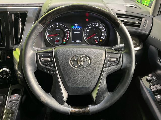 TOYOTA ALPHARD 4WD 2015