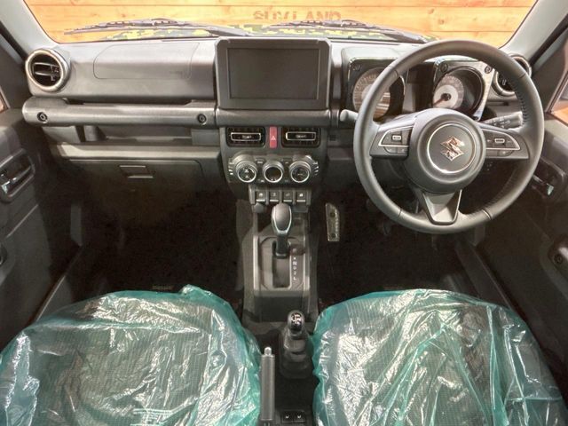 SUZUKI JIMNY NOMADE 2025