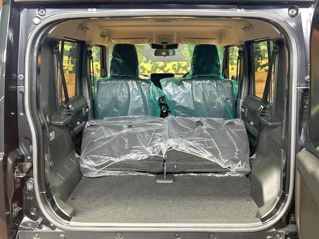 SUZUKI JIMNY NOMADE 2025