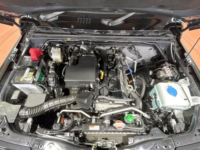 SUZUKI JIMNY NOMADE 2025