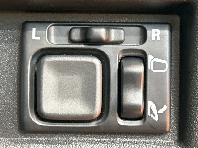 SUZUKI JIMNY NOMADE 2025