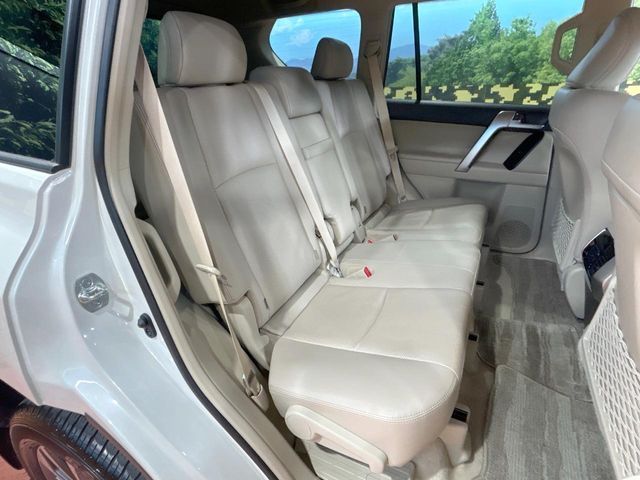 TOYOTA LANDCRUISER PRADO 2023