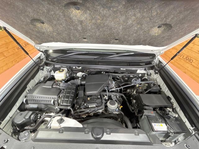 TOYOTA LANDCRUISER PRADO 2023