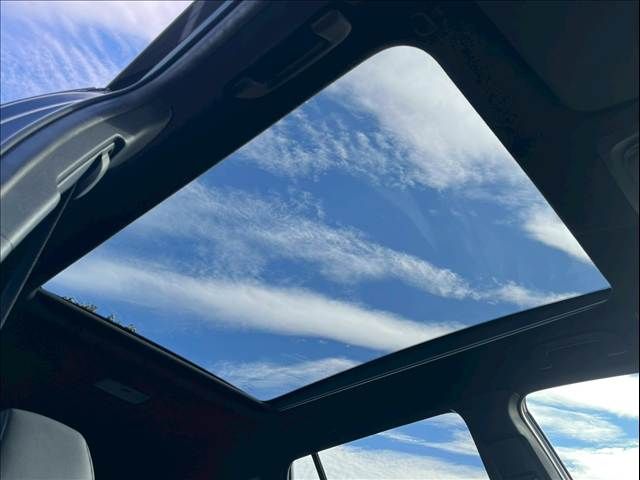 TOYOTA COROLLA CROSS HYBRID 2024