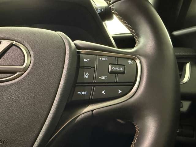 TOYOTA LEXUS UX200 2021