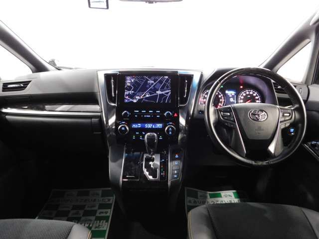 TOYOTA VELLFIRE 2020