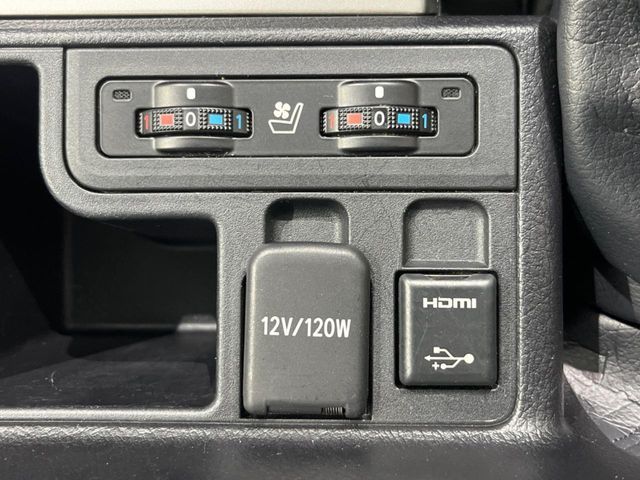 TOYOTA LANDCRUISER PRADO 2023