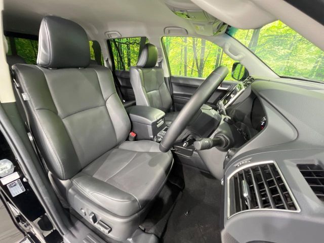 TOYOTA LANDCRUISER PRADO 2023